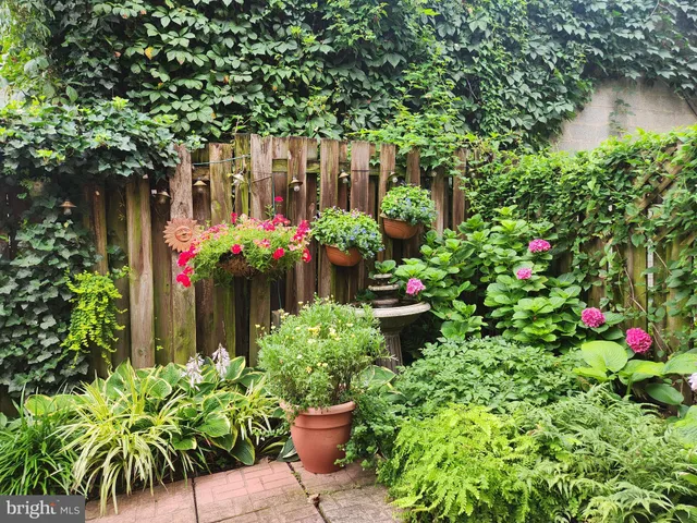 $339,900 | 37 North Charlotte Street, Lancaster, PA 17603