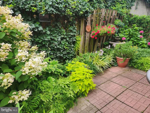 $339,900 | 37 North Charlotte Street, Lancaster, PA 17603