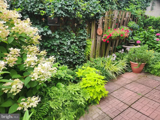 $339,900 | 37 North Charlotte Street, Lancaster, PA 17603