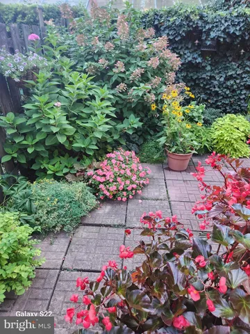 $339,900 | 37 North Charlotte Street, Lancaster, PA 17603