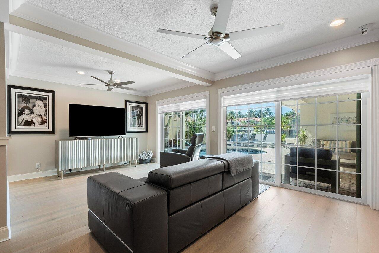 500 Commodore Circle Delray Beach, FL 33483 - Photo 16 of 57 FAMILY RM. WITH ICW VIEWS