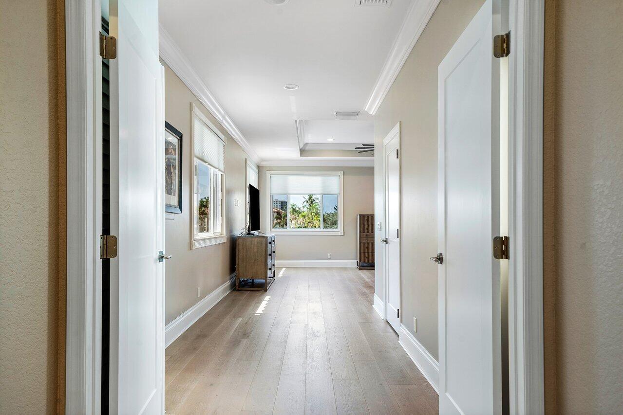 500 Commodore Circle Delray Beach, FL 33483 - Photo 30 of 57 GRAND ENTRY TO MASTER SUITE