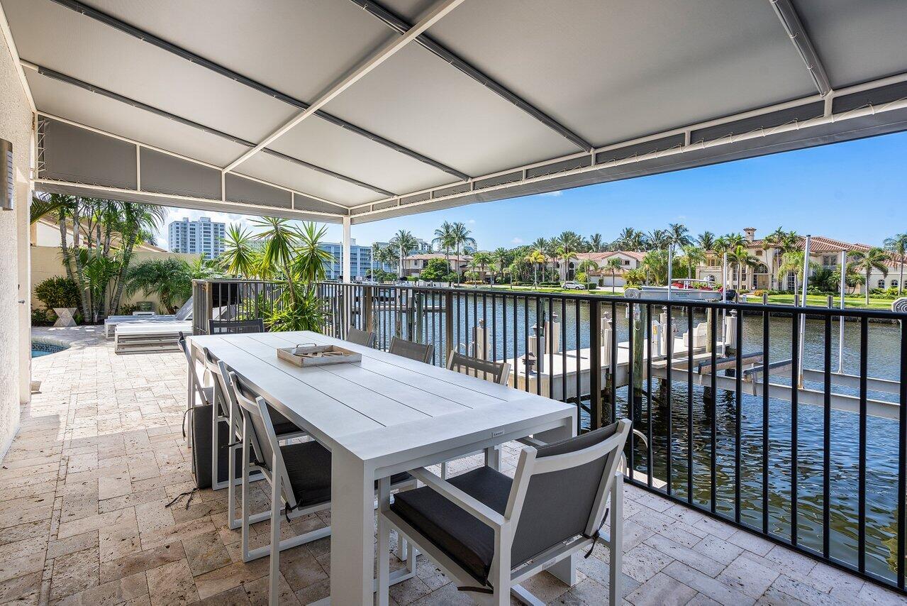 500 Commodore Circle Delray Beach, FL 33483 - Photo 39 of 57 LARGE COVERED LANAI