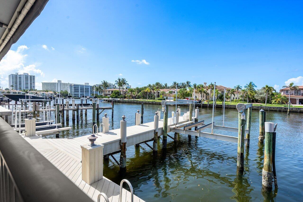 500 Commodore Circle Delray Beach, FL 33483 - Photo 40 of 57 EXCEPTIONAL DOCKAGE