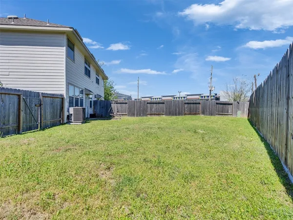 $1,890 | 11522 Hackmatack Way, Houston, TX 77066