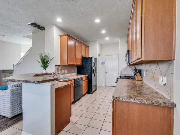 $1,890 | 11522 Hackmatack Way, Houston, TX 77066