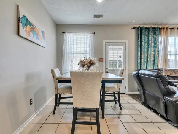 $1,890 | 11522 Hackmatack Way, Houston, TX 77066