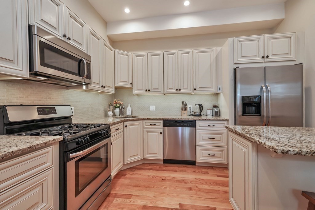 2-4 Garfield Avenue, Unit 1 Boston, MA 02136 - Photo 19 of 29