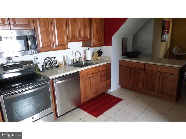 2802 Norcom Road Philadelphia, PA 19154 - Photo 14 of 25 Gallery Image 14