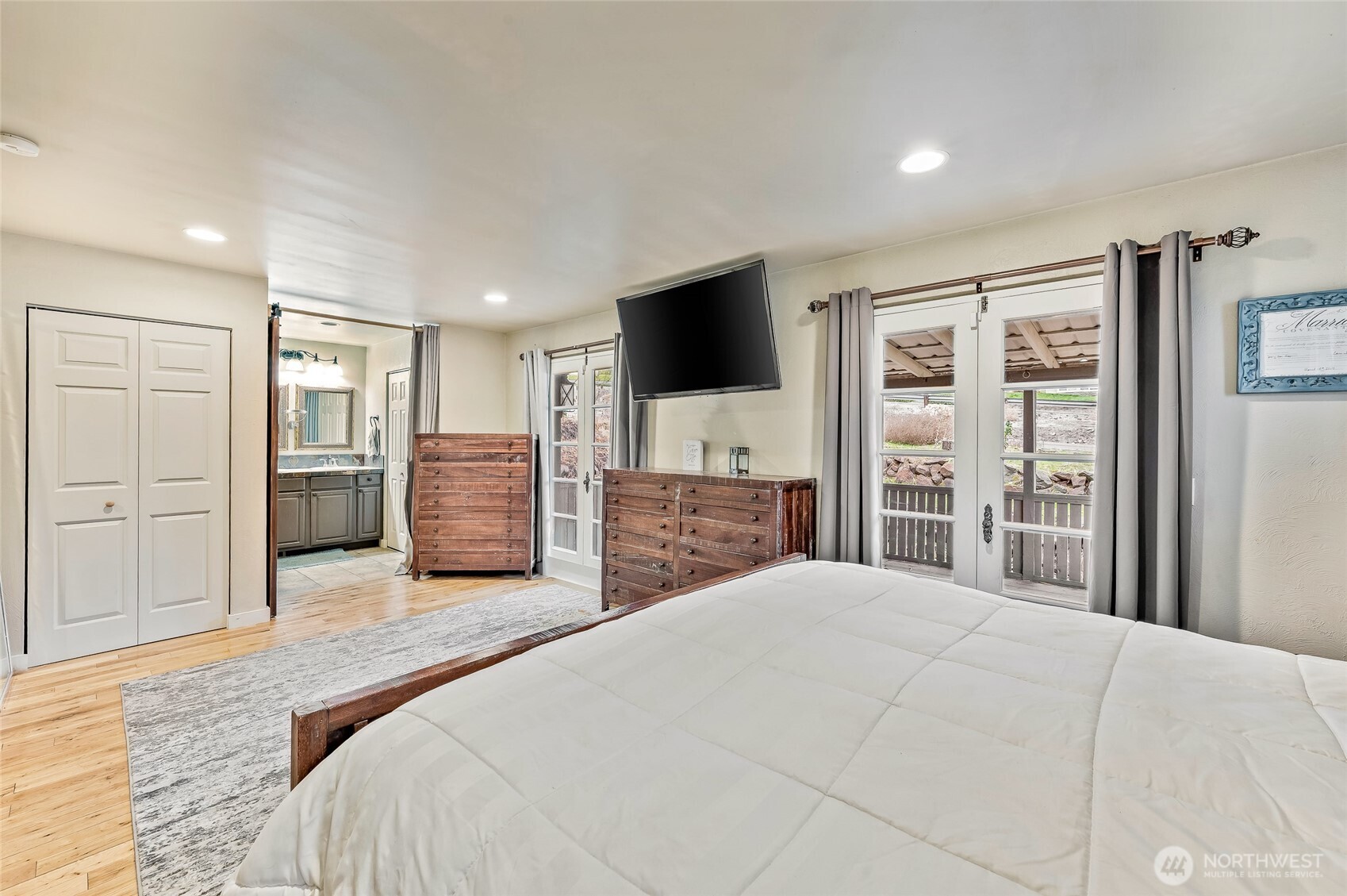 809 North Kenroy Terrace East Wenatchee, WA 98802 - Photo 14 of 33