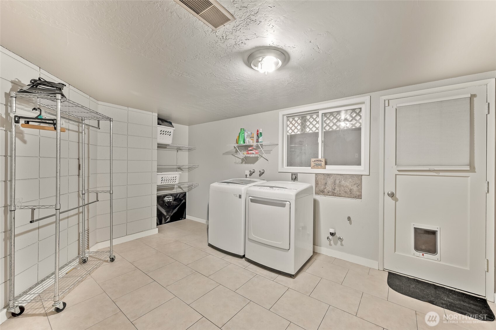 809 North Kenroy Terrace East Wenatchee, WA 98802 - Photo 26 of 33