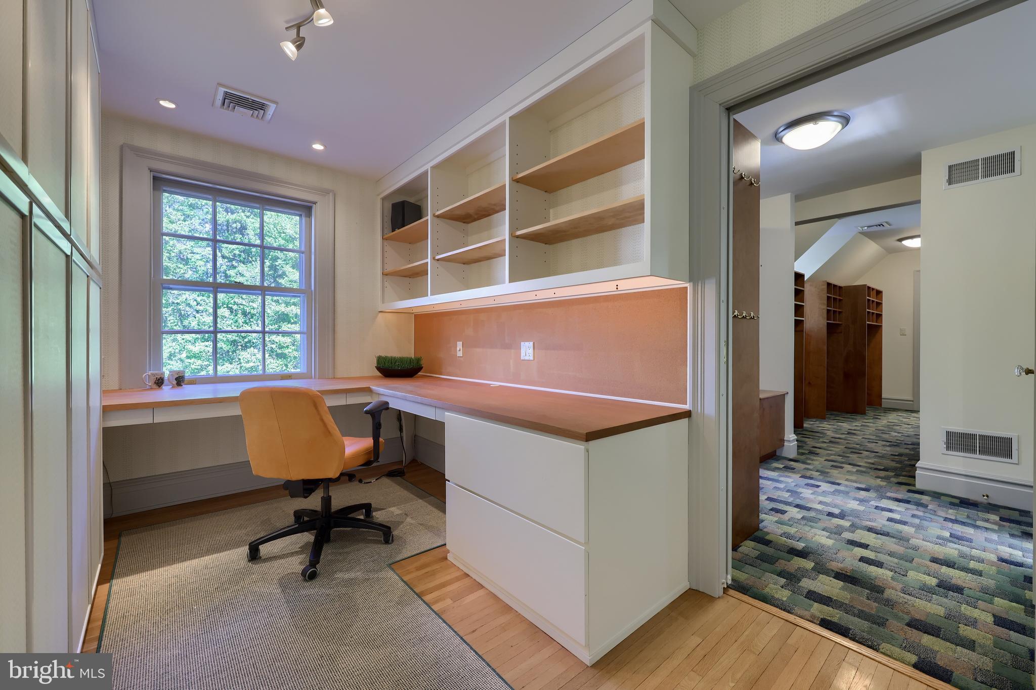 260 Eshelman Road Lancaster, PA 17601 - Photo 21 of 28 Owner's walk-in closet with office space