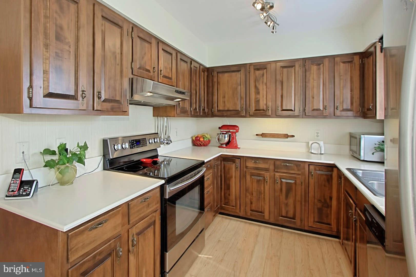 4500 Sudley Road Gainesville, VA 20155 - Photo 14 of 30 Kitchen