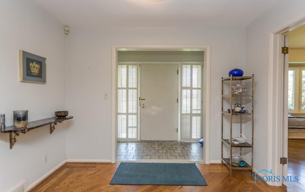 4930 Pine Ridge Road Toledo, OH 43615 - Photo 5 of 46 Gallery Image 5