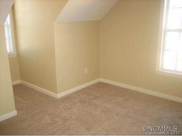 190 Running Briar Road Fletcher, NC 28732 - Photo 5 of 23 Gallery Image 5