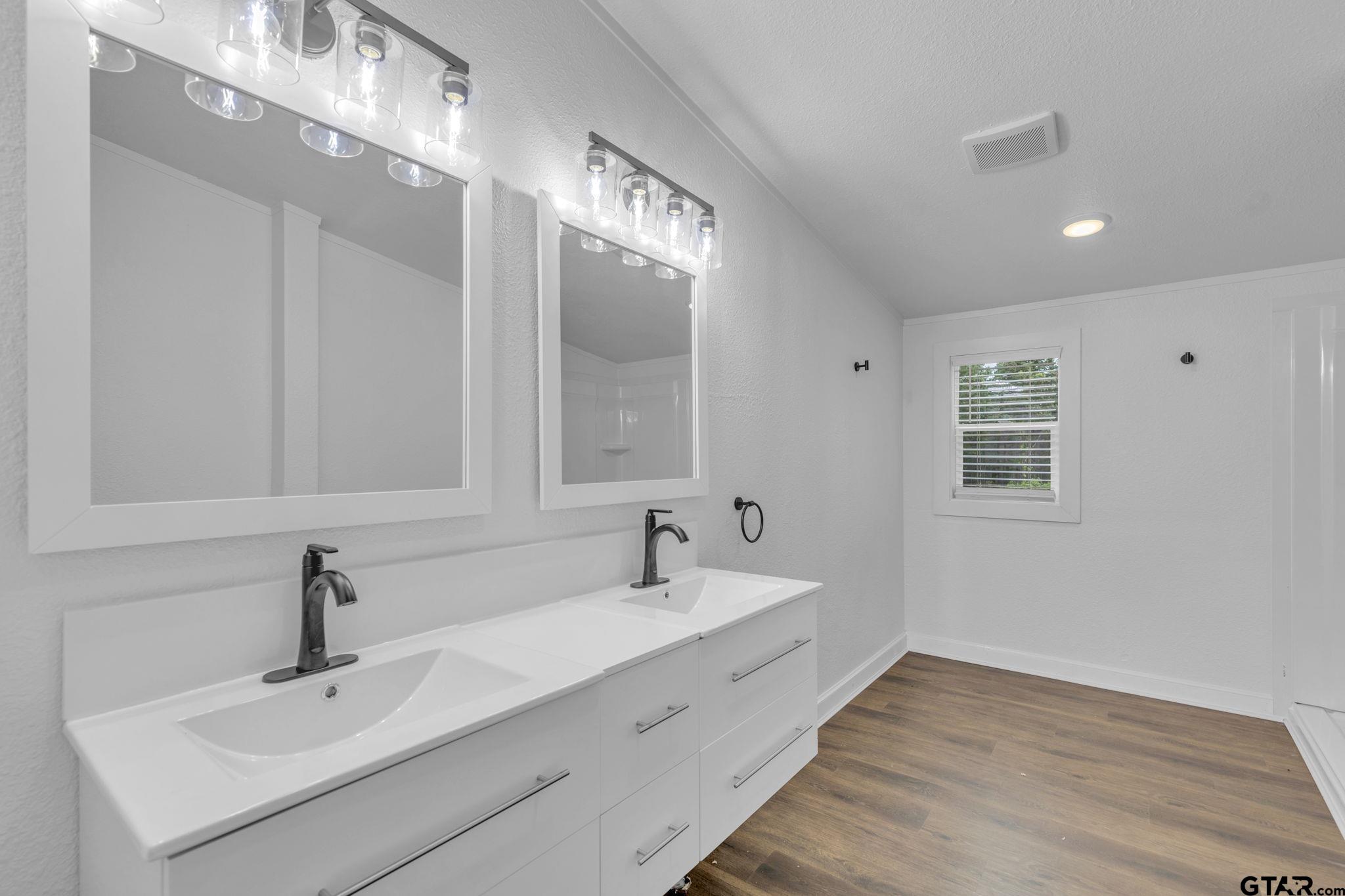 431 North Hill Road Tyler, TX 75706 - Photo 21 of 37