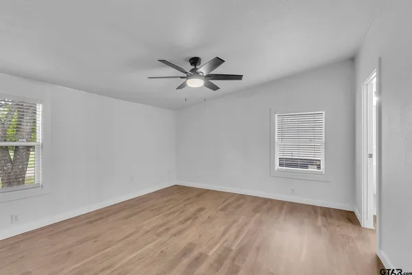 $1,900 | 431 North Hill Road, Tyler, TX 75706