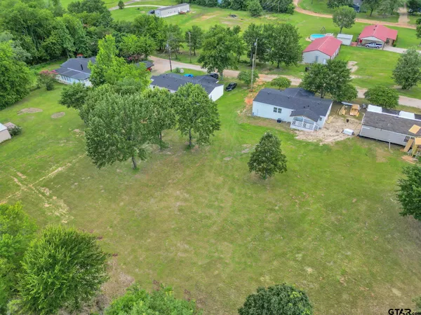 $1,900 | 431 North Hill Road, Tyler, TX 75706