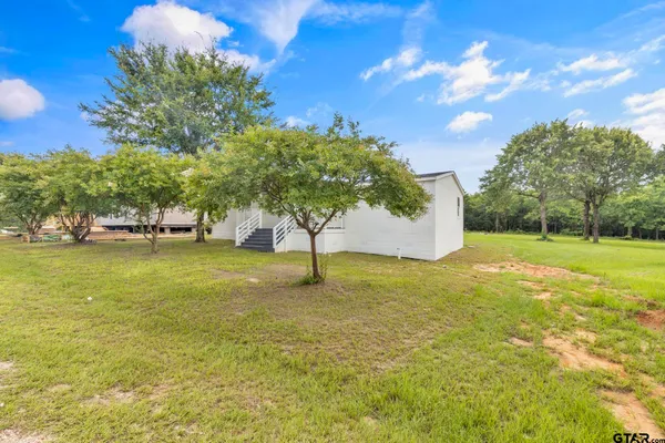 $1,900 | 431 North Hill Road, Tyler, TX 75706