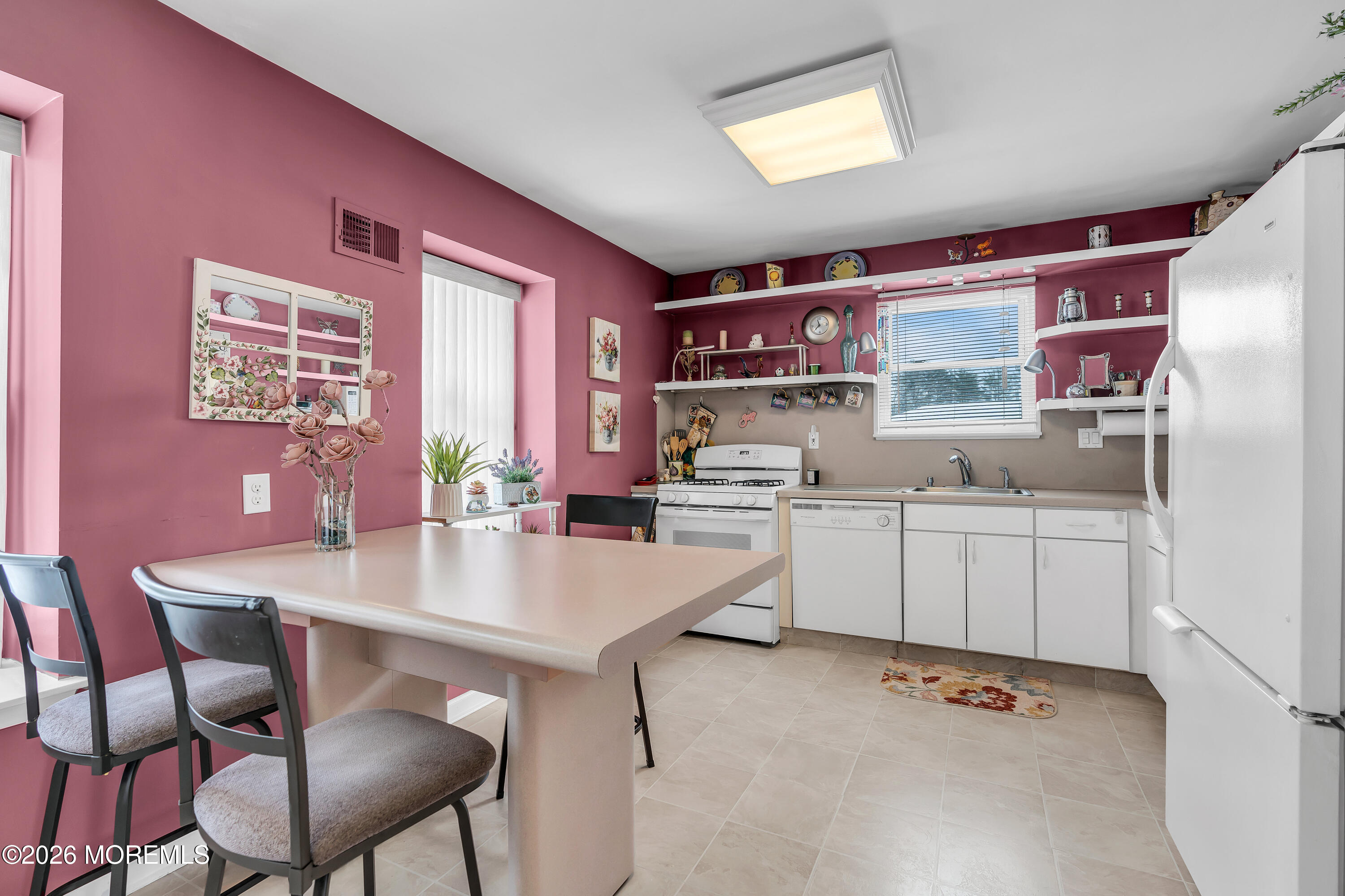 5 Oriel Way Marlboro, NJ 07746 - Photo 22 of 23 5 ORIEL KITCHEN 1.11.26