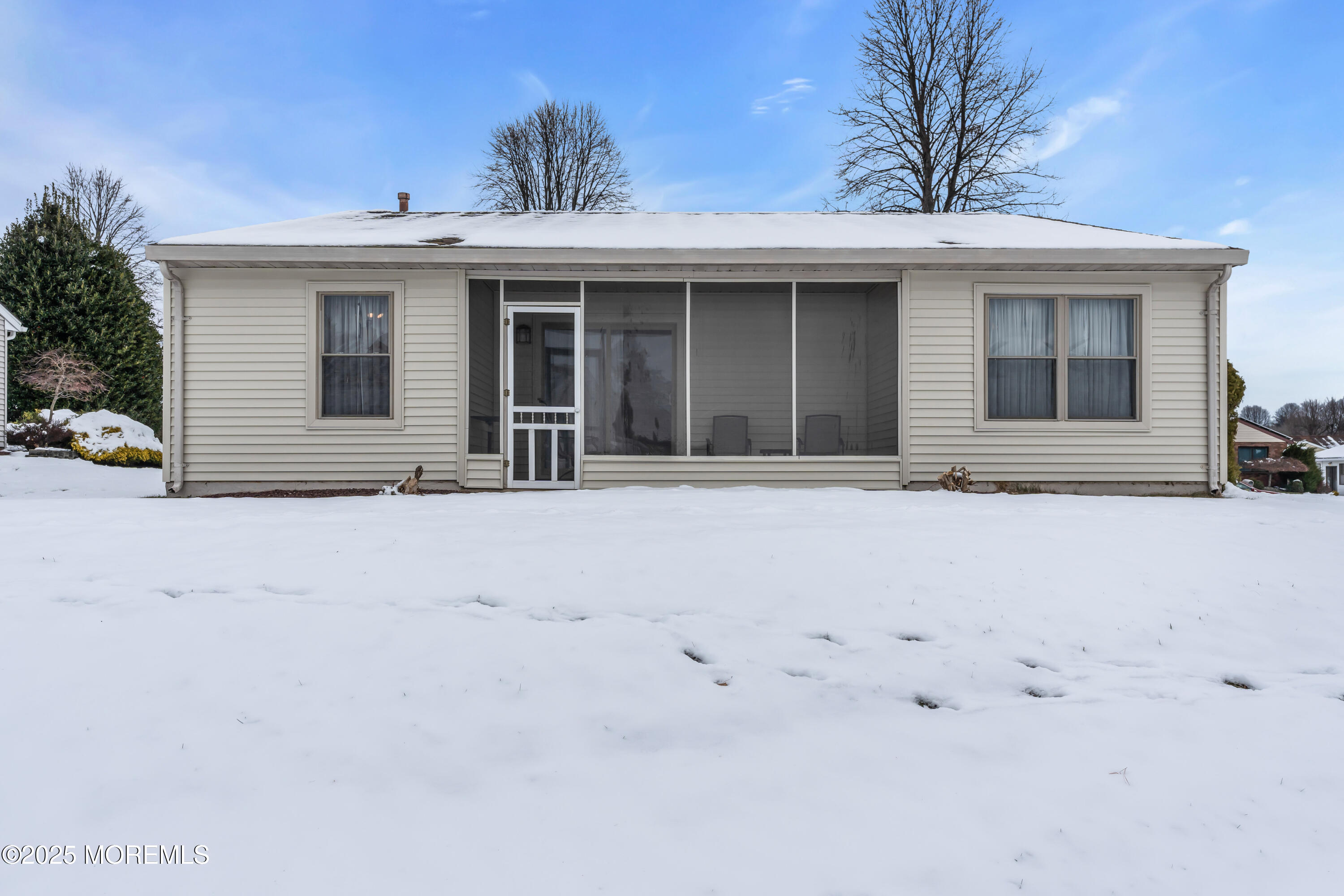 5 Oriel Way Marlboro, NJ 07746 - Photo 10 of 23 5 ORIEL BACKYARD