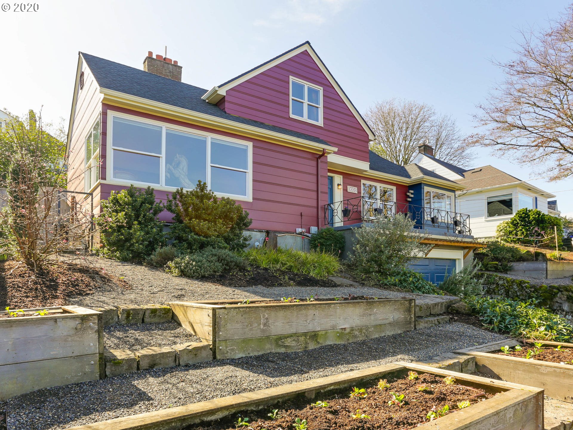 720 Southwest Moss Street Portland, OR 97219 - Photo 2 of 32 Gallery Image 2