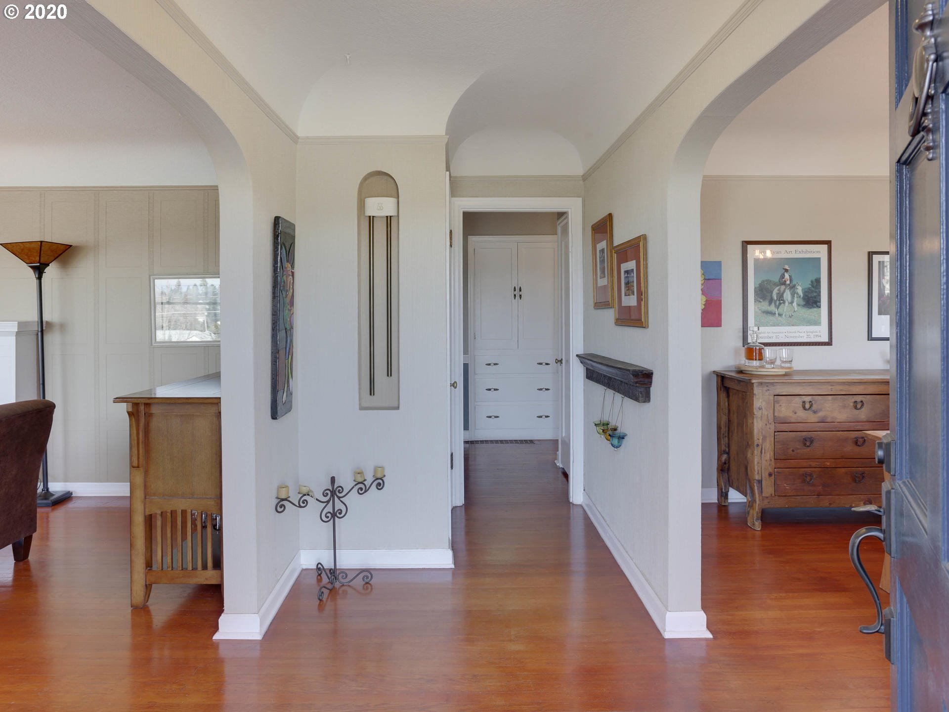 720 Southwest Moss Street Portland, OR 97219 - Photo 6 of 32 Gallery Image 6