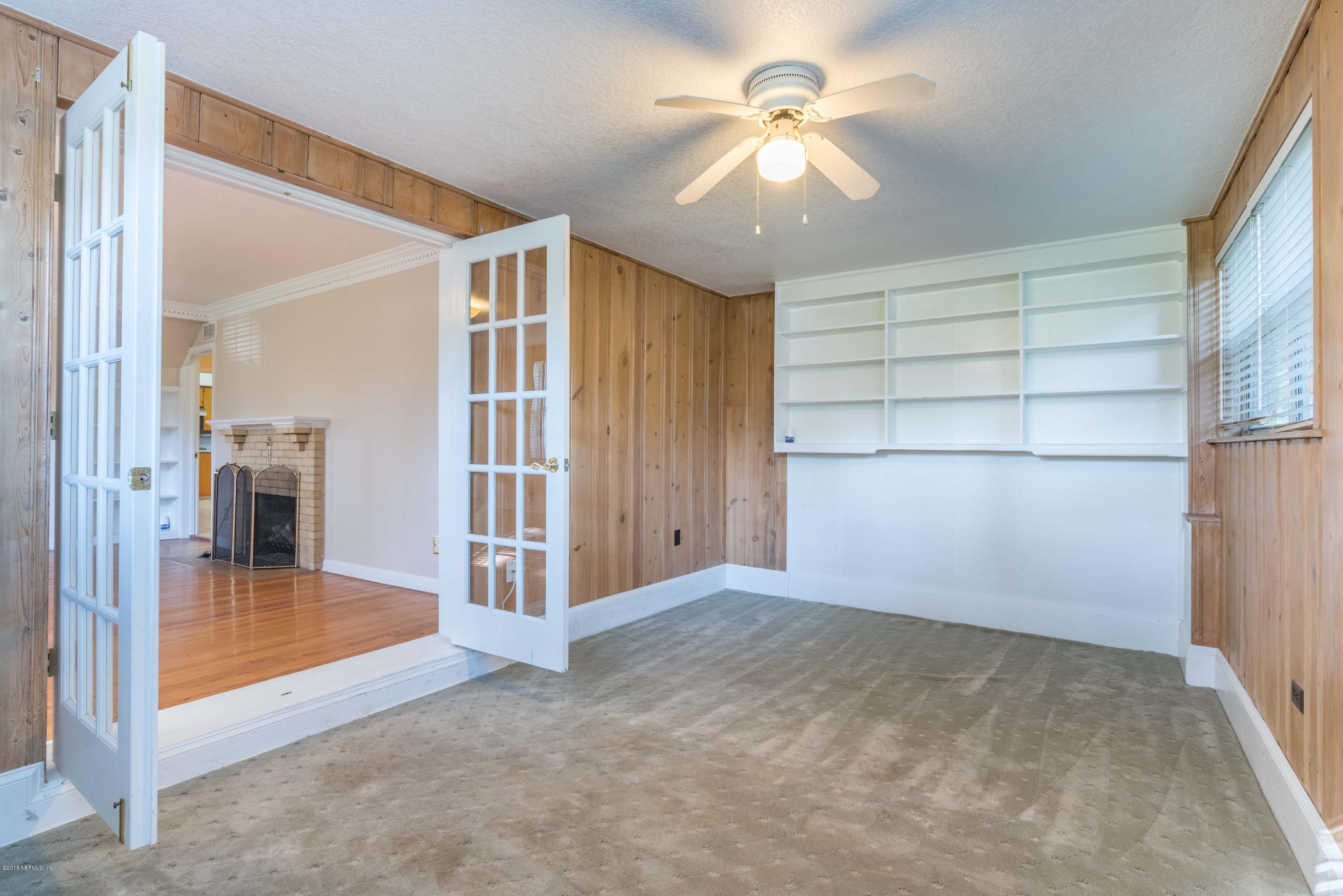 214 Sandra Road Jacksonville, FL 32211 - Photo 9 of 28 214 Sandra Rd-10