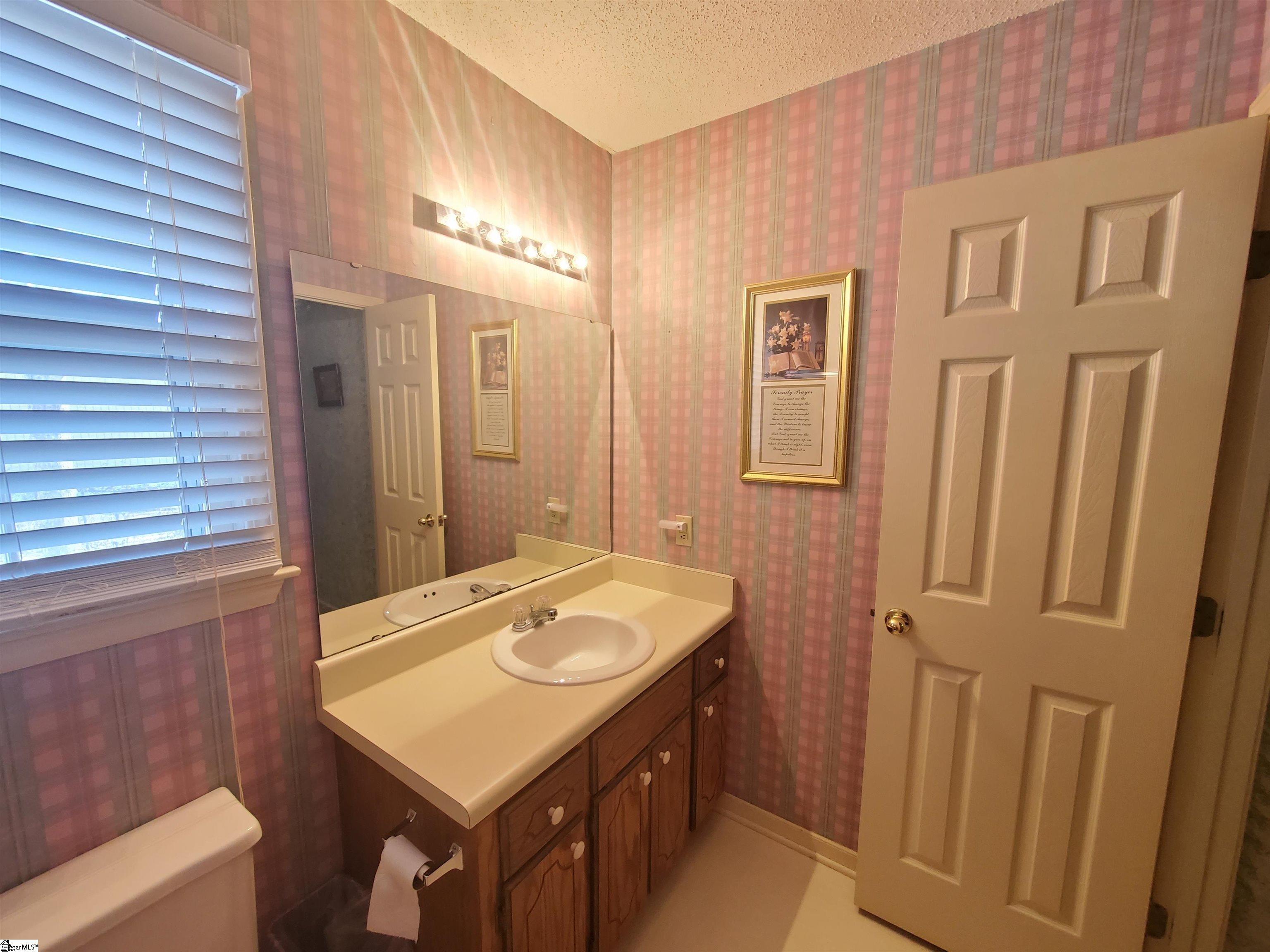 108 Barrington Court Easley, SC 29642 - Photo 18 of 32 Gallery Image 18