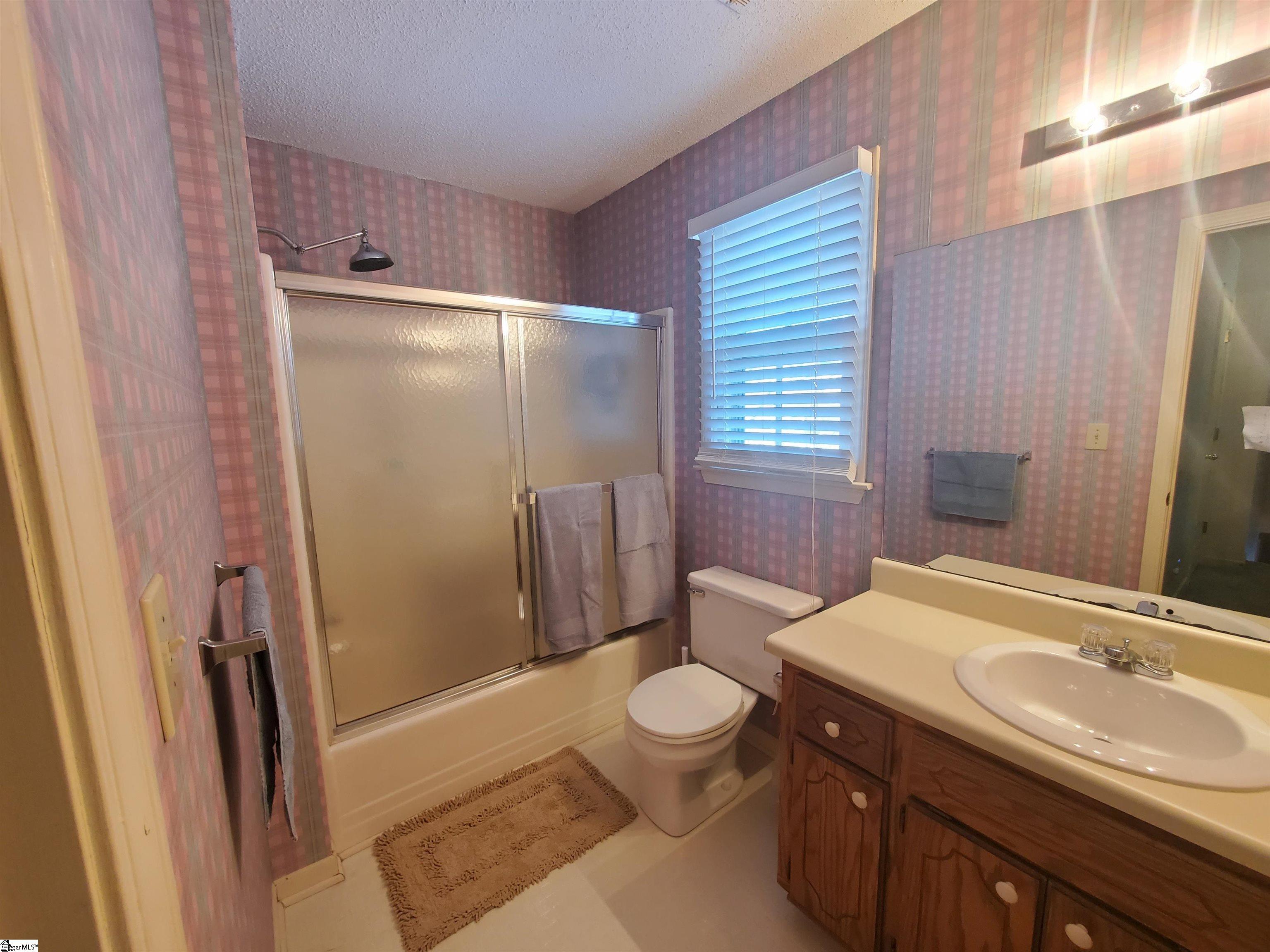 108 Barrington Court Easley, SC 29642 - Photo 19 of 32 Gallery Image 19