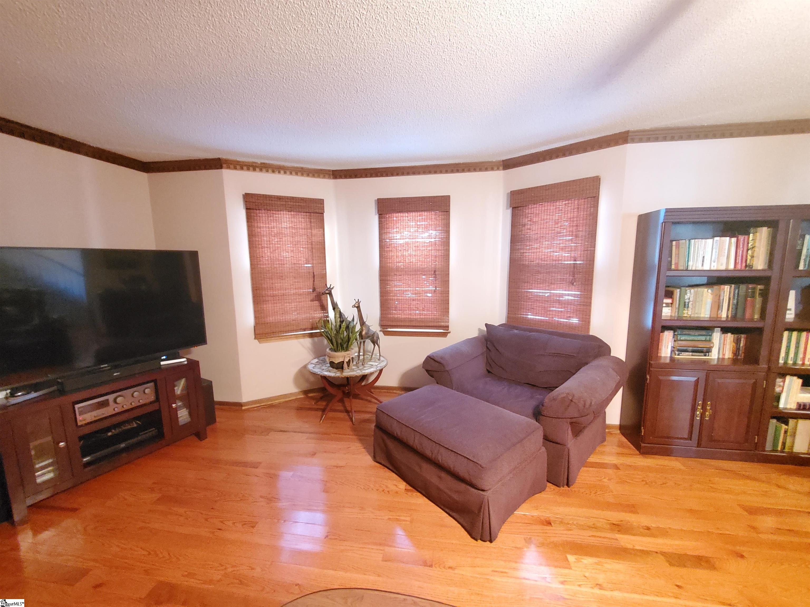 108 Barrington Court Easley, SC 29642 - Photo 7 of 32 Gallery Image 7