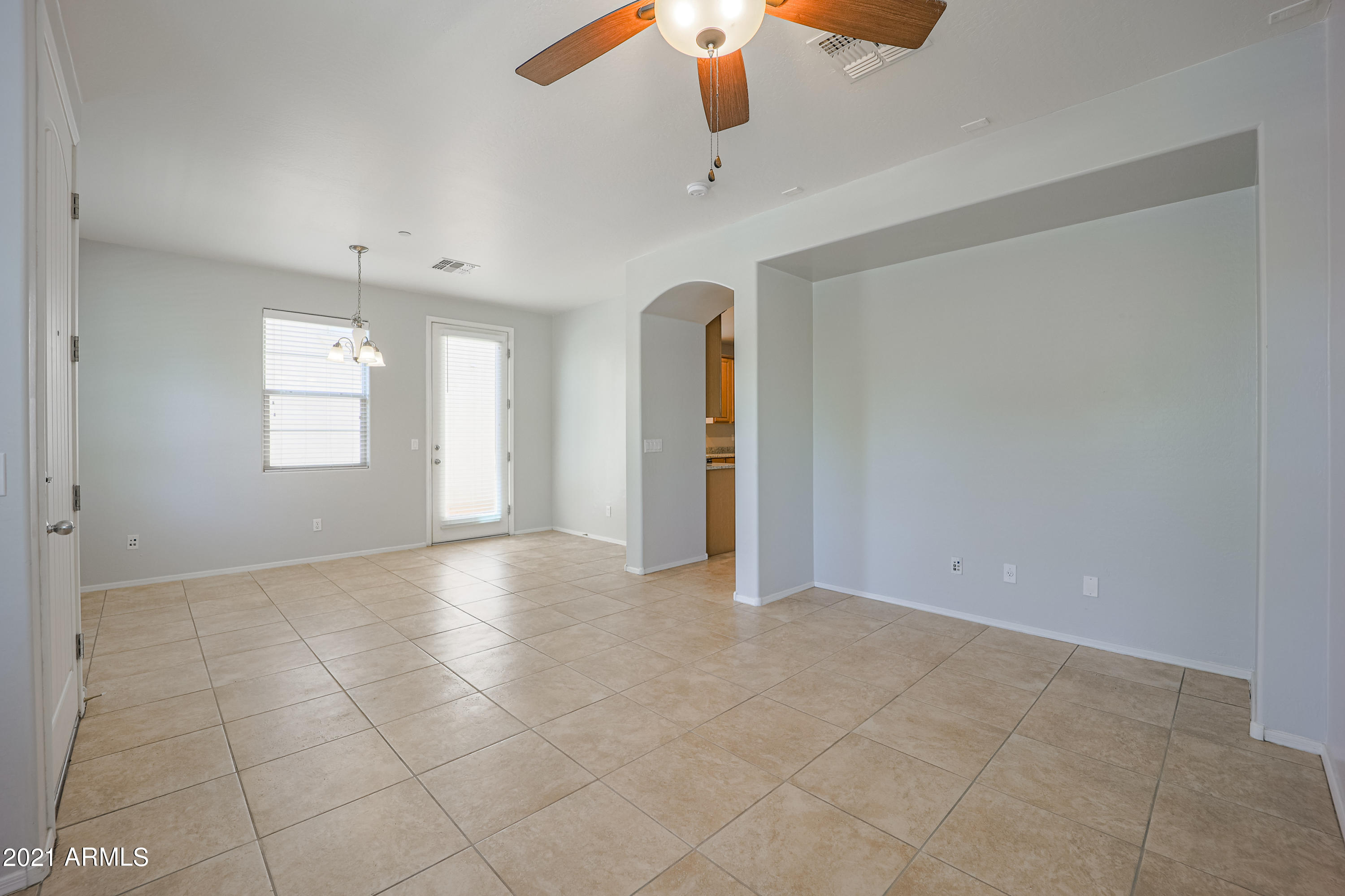 20755 West White Rock Road Buckeye, AZ 85396 - Photo 11 of 50 B (8)