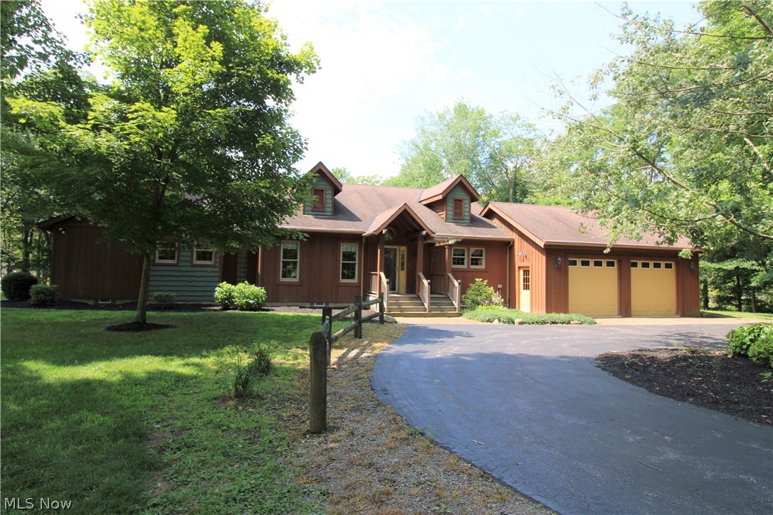 4262 South Ridge Road East Geneva, OH 44041 - Photo 2 of 35