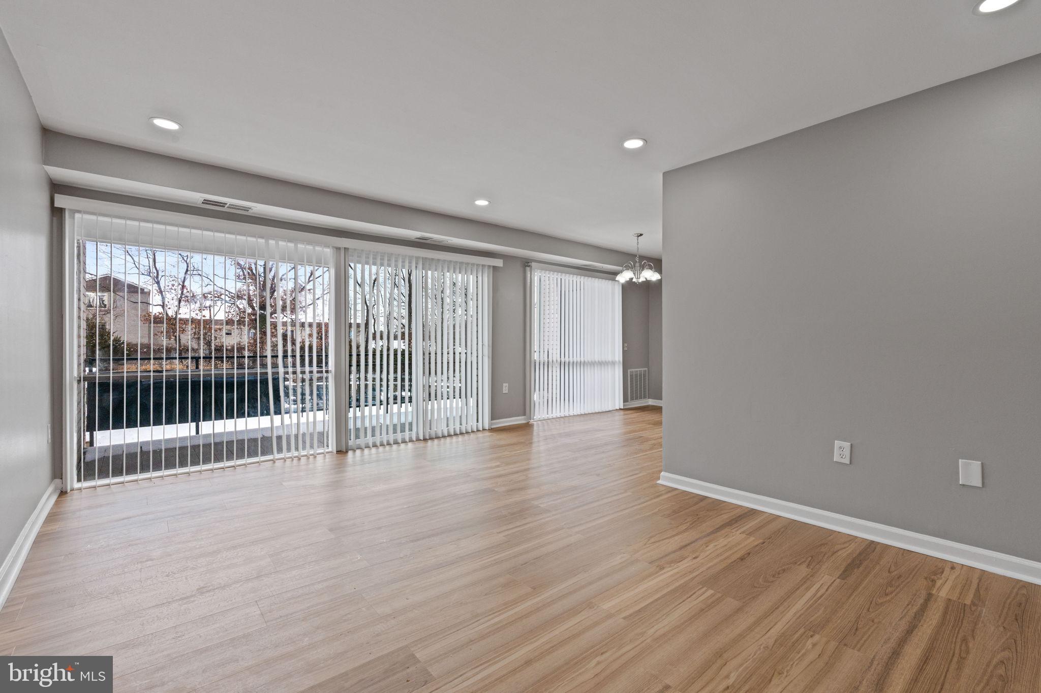9276 Adelphi Road, Unit 201 Hyattsville, MD 20783 - Photo 4 of 31