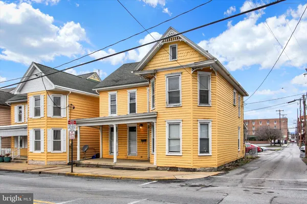 $229,000 | 15 East Orange Street, Shippensburg, PA 17257