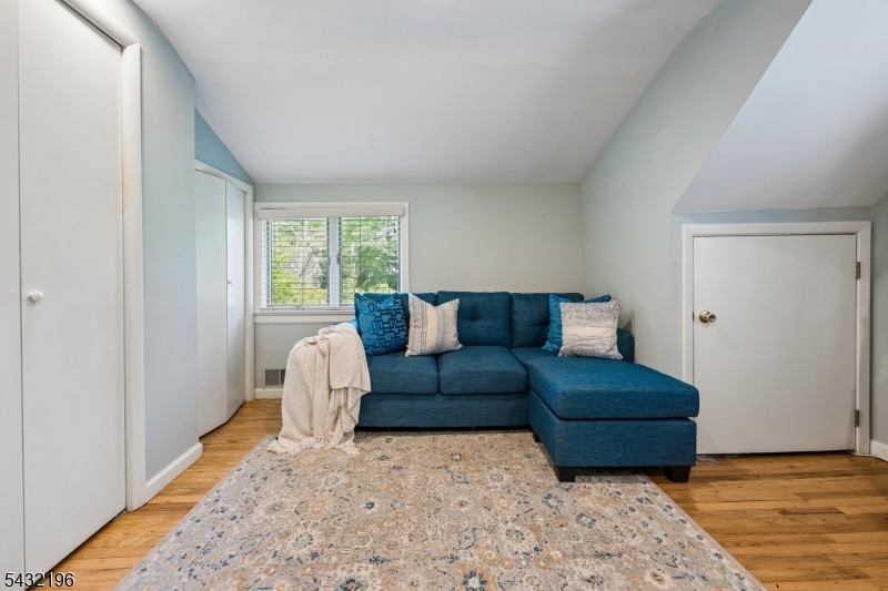 10 Keyes Street Florham Park, NJ 07932 - Photo 18 of 21
