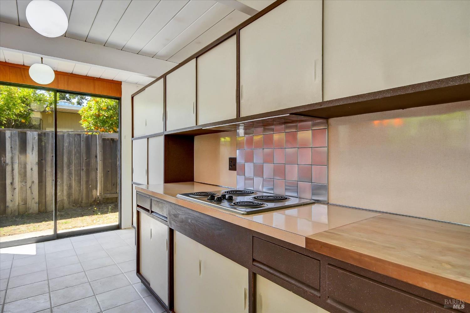 786 Bamboo Terrace San Rafael, CA 94903 - Photo 14 of 40
