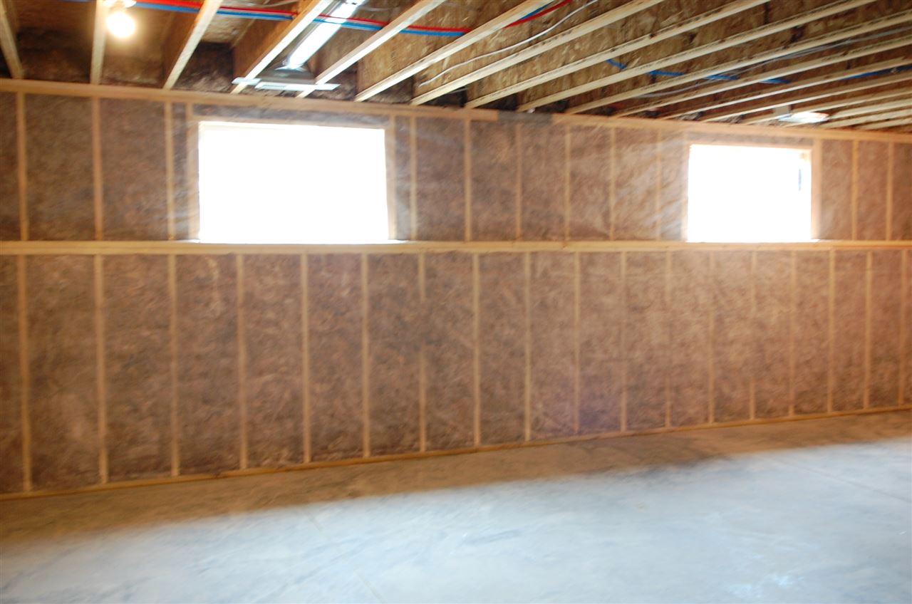 107 Cherry Lane Riverside, IA 52327 - Photo 21 of 26 Gallery Image 21