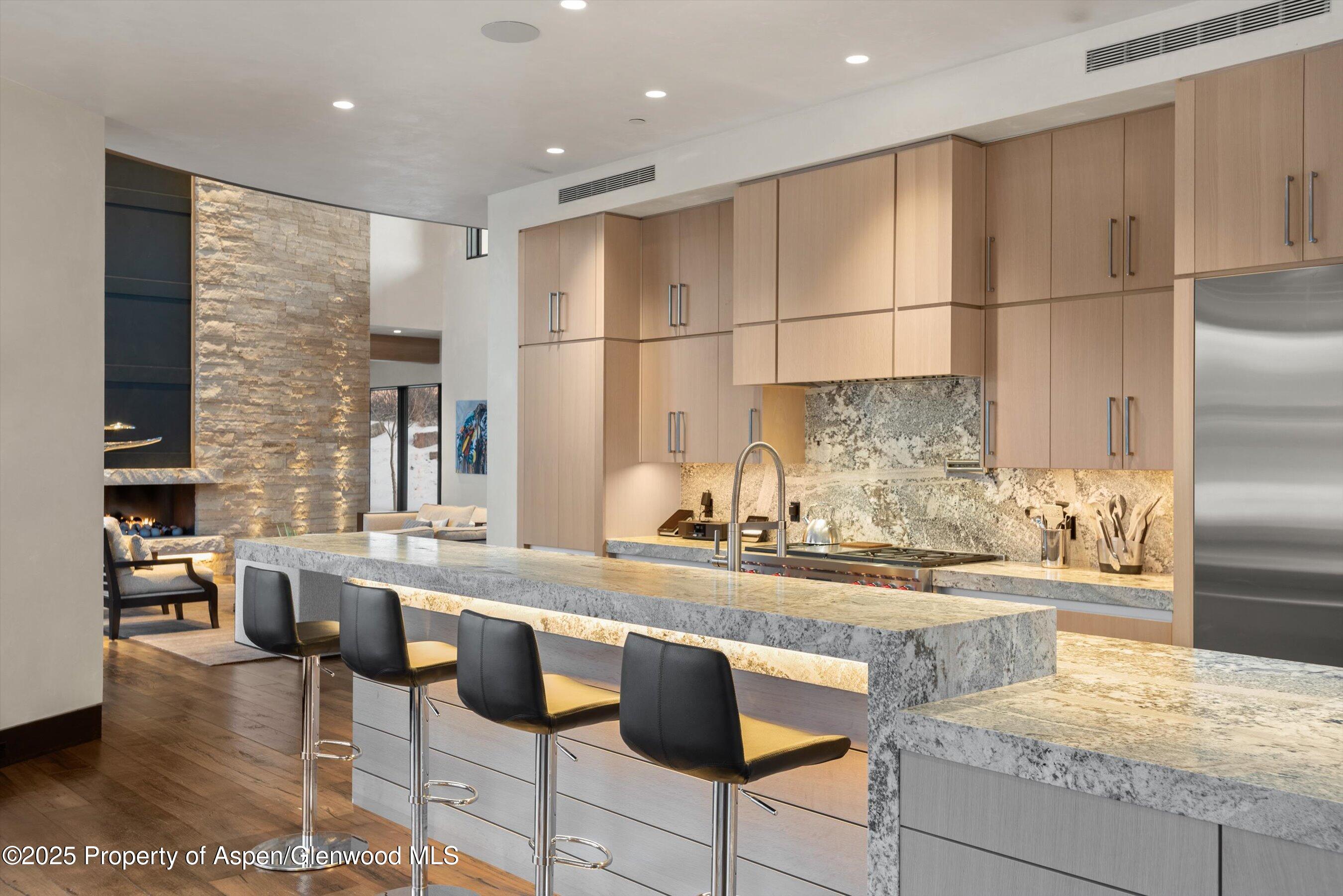 1422 West Buttermilk Road Aspen, CO 81611 - Photo 11 of 38 59-1422wBmilk_HiRes23011233