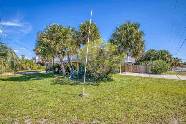 a view of a garden area