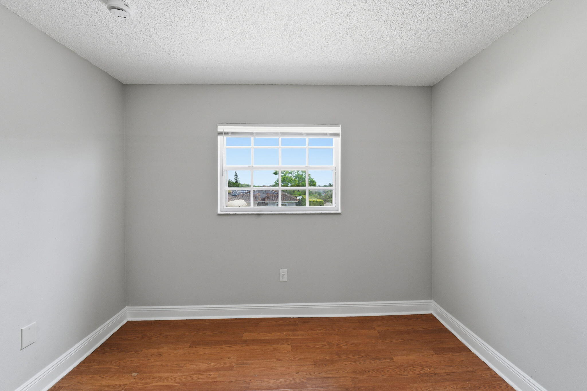 10029 Southwest 146th Place Miami, FL 33186 - Photo 19 of 38 014_ListerPros