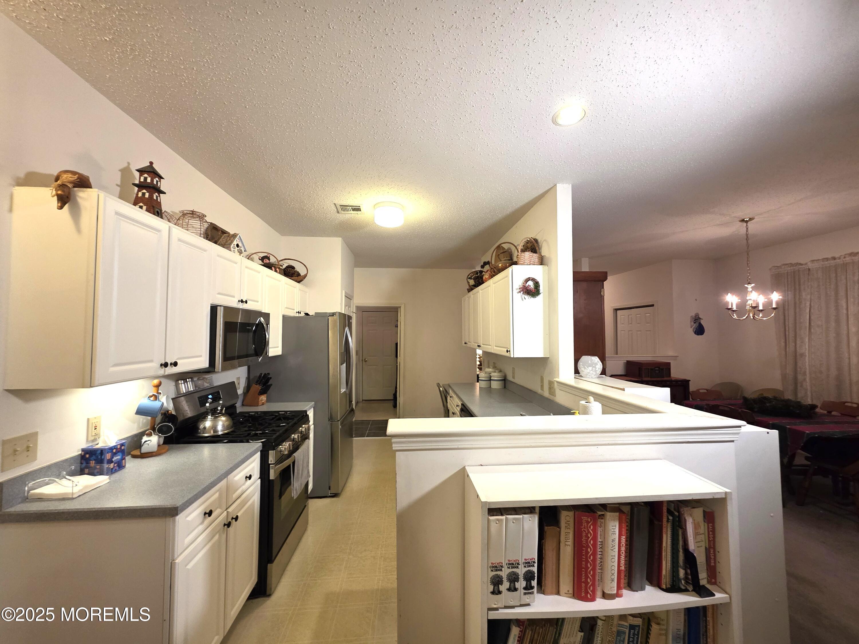 91 Robin Lane Barnegat, NJ 08005 - Photo 15 of 20 20251202_165712