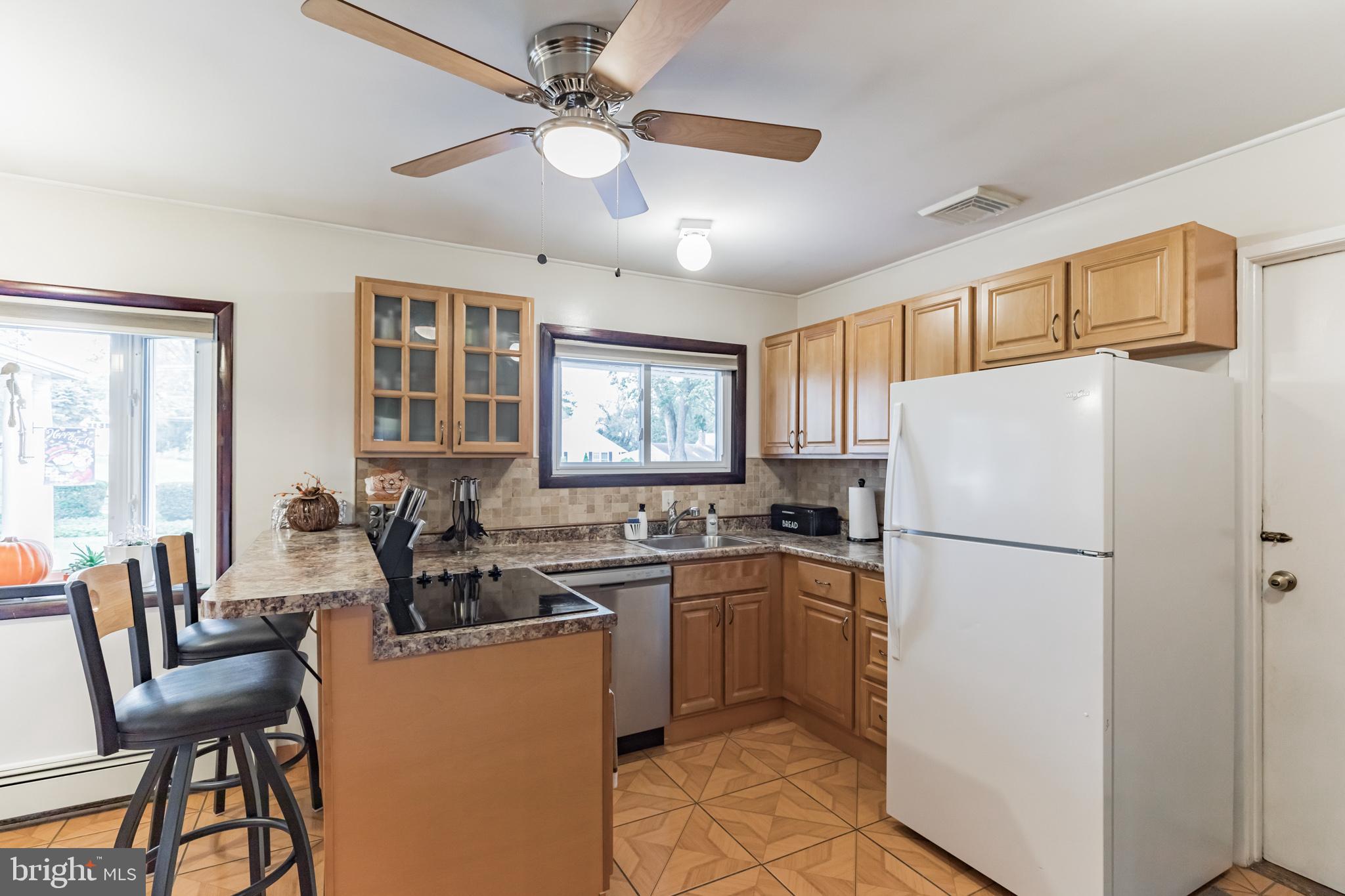 34 Firebush Road Levittown, PA 19056 - Photo 11 of 25