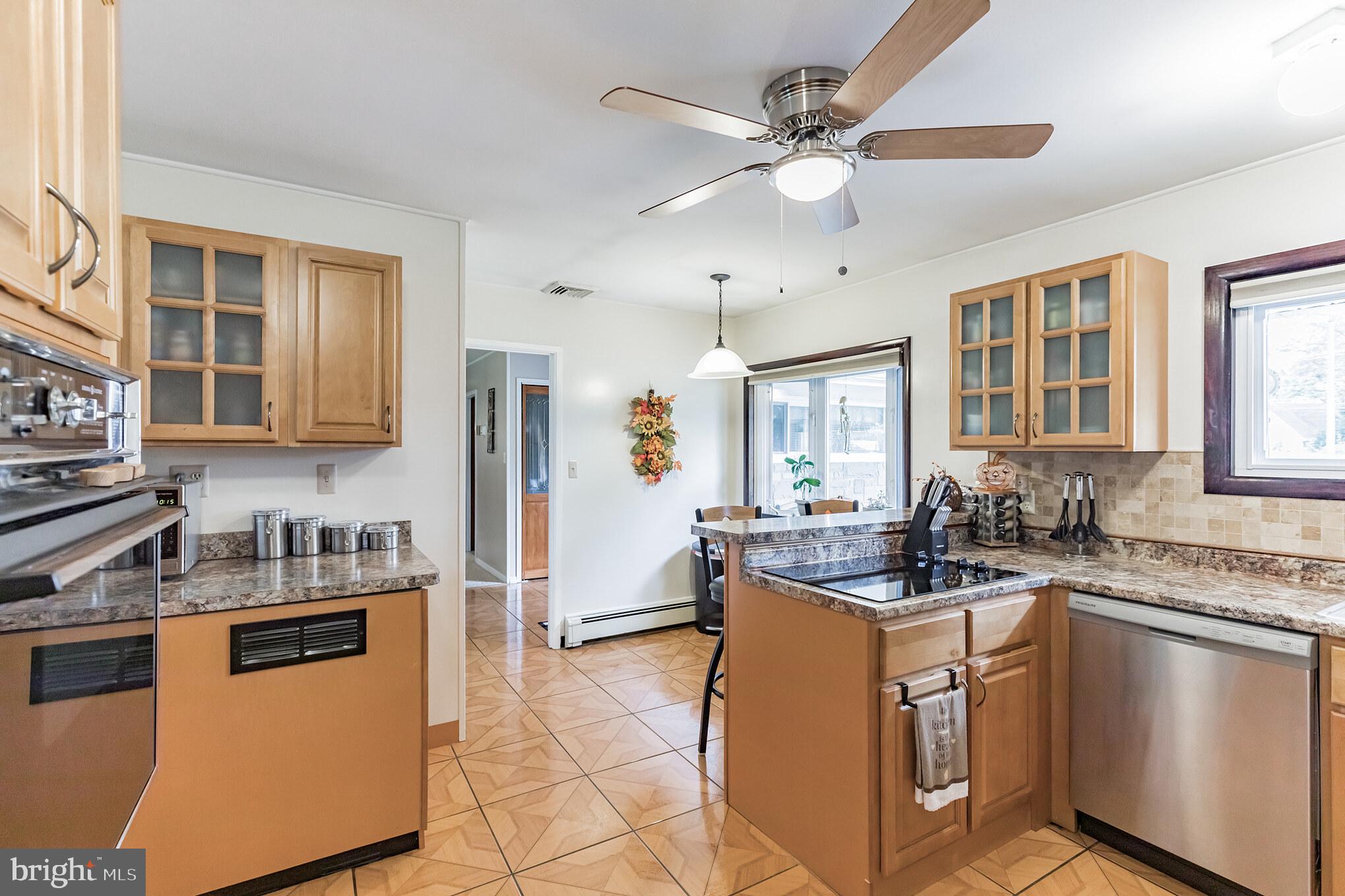 34 Firebush Road Levittown, PA 19056 - Photo 10 of 25