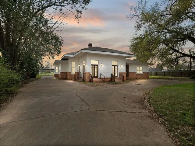 $309,999 | 5411 Dixie Lane, Alexandria, LA 71301