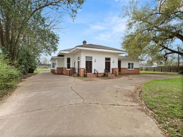$309,999 | 5411 Dixie Lane, Alexandria, LA 71301