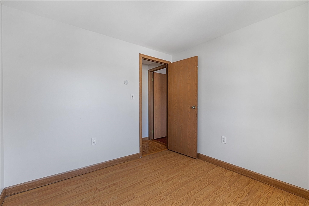 3 Payson Street Worcester, MA 01607 - Photo 18 of 29