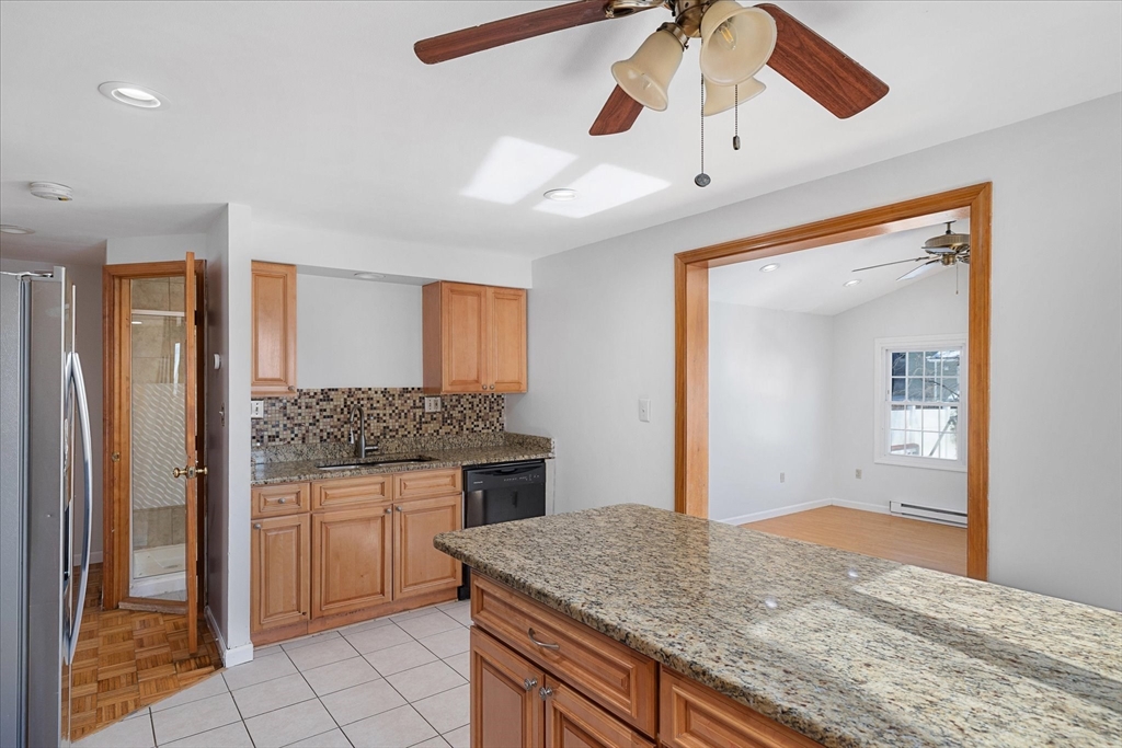 3 Payson Street Worcester, MA 01607 - Photo 5 of 29