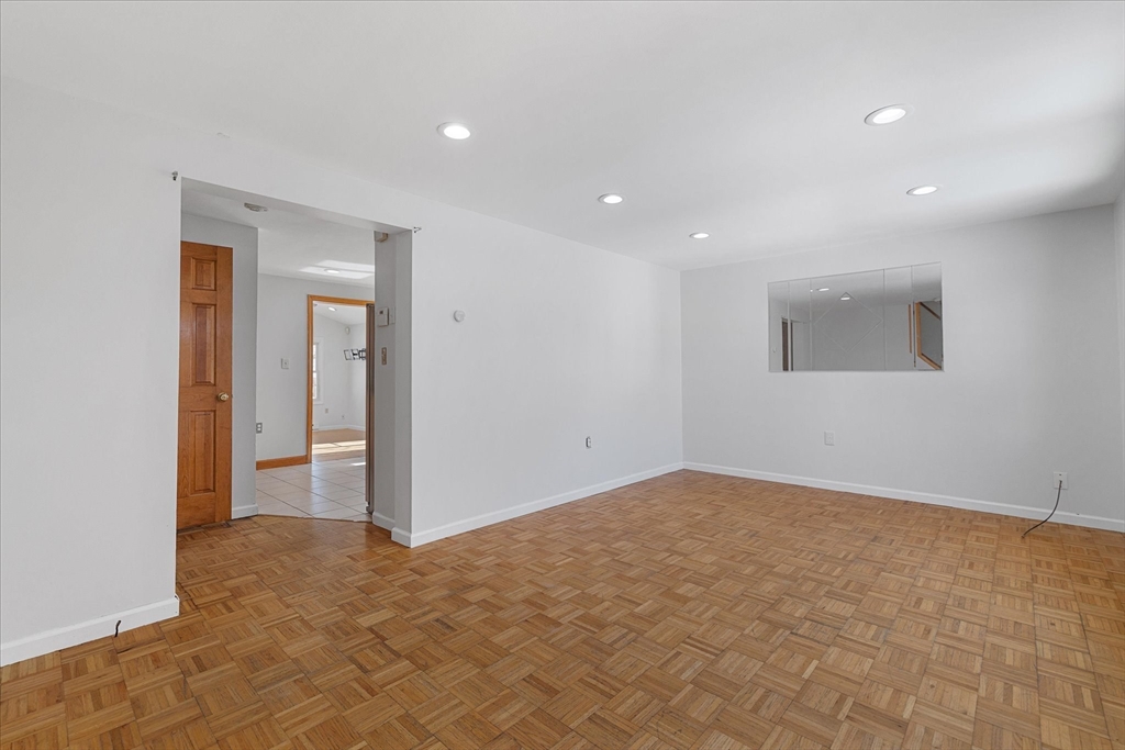 3 Payson Street Worcester, MA 01607 - Photo 7 of 29