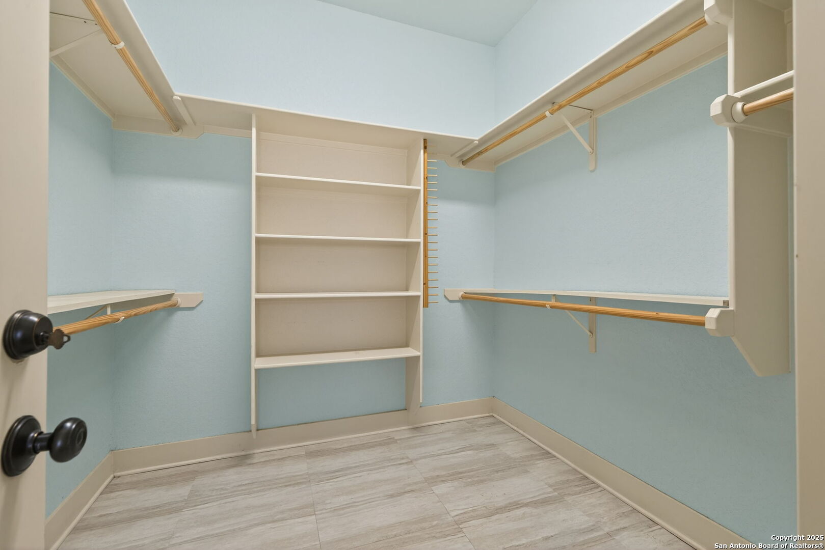 905 Cypress Pass Road Spring Branch, TX 78070 - Photo 24 of 42 a view of a room with empty racks